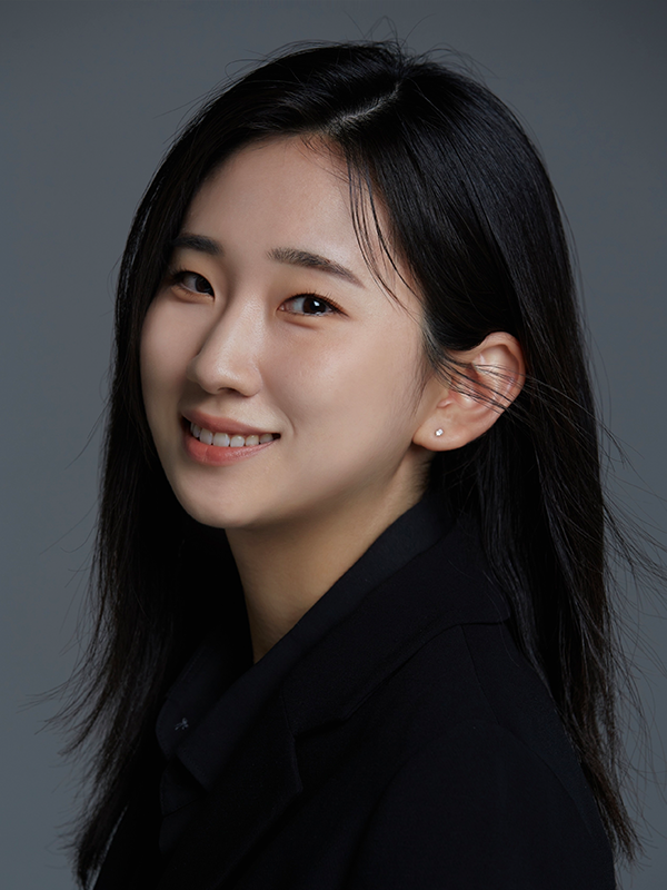 Manji Kang, Gies Emerging Scholar